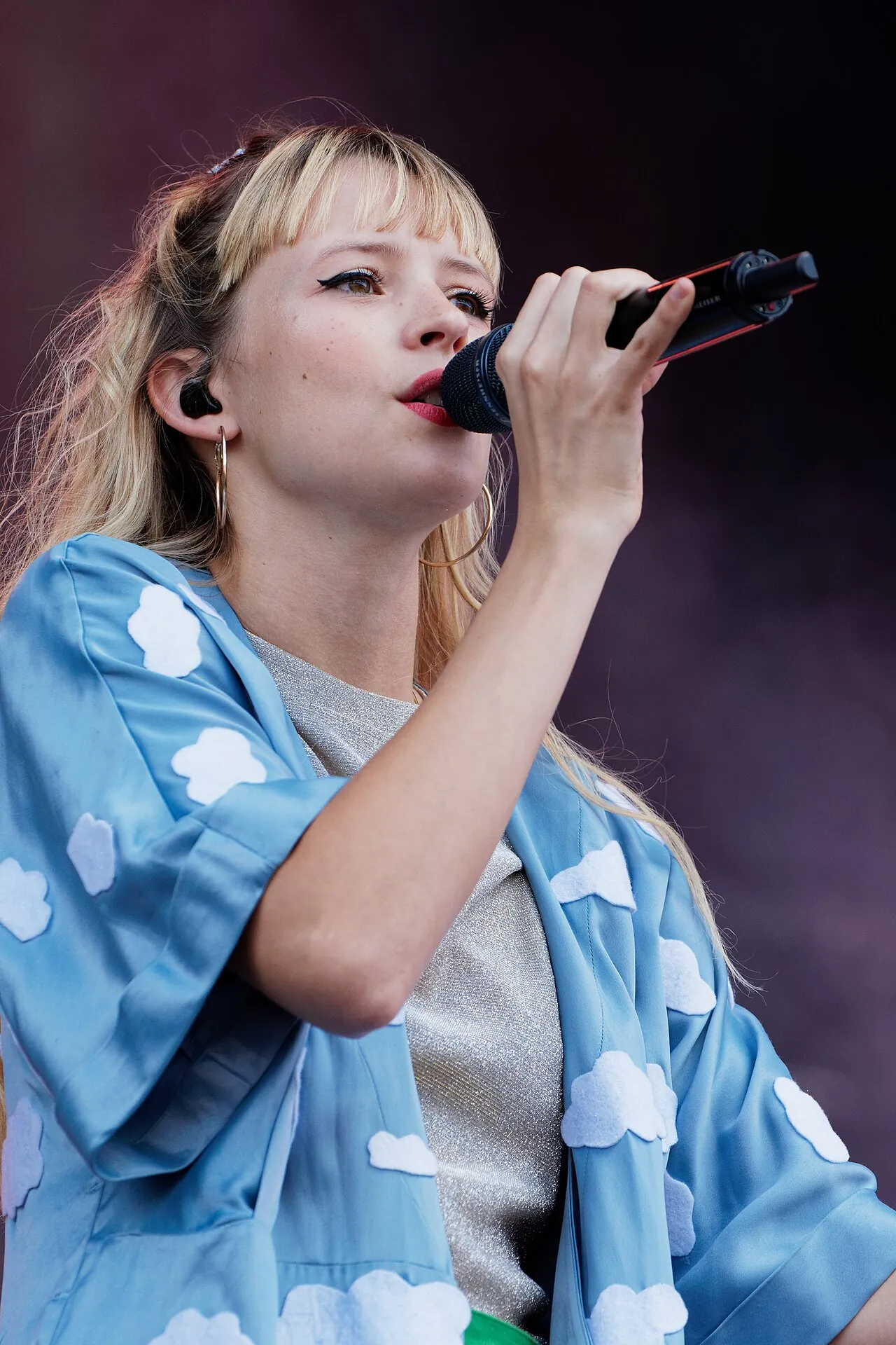 Angele